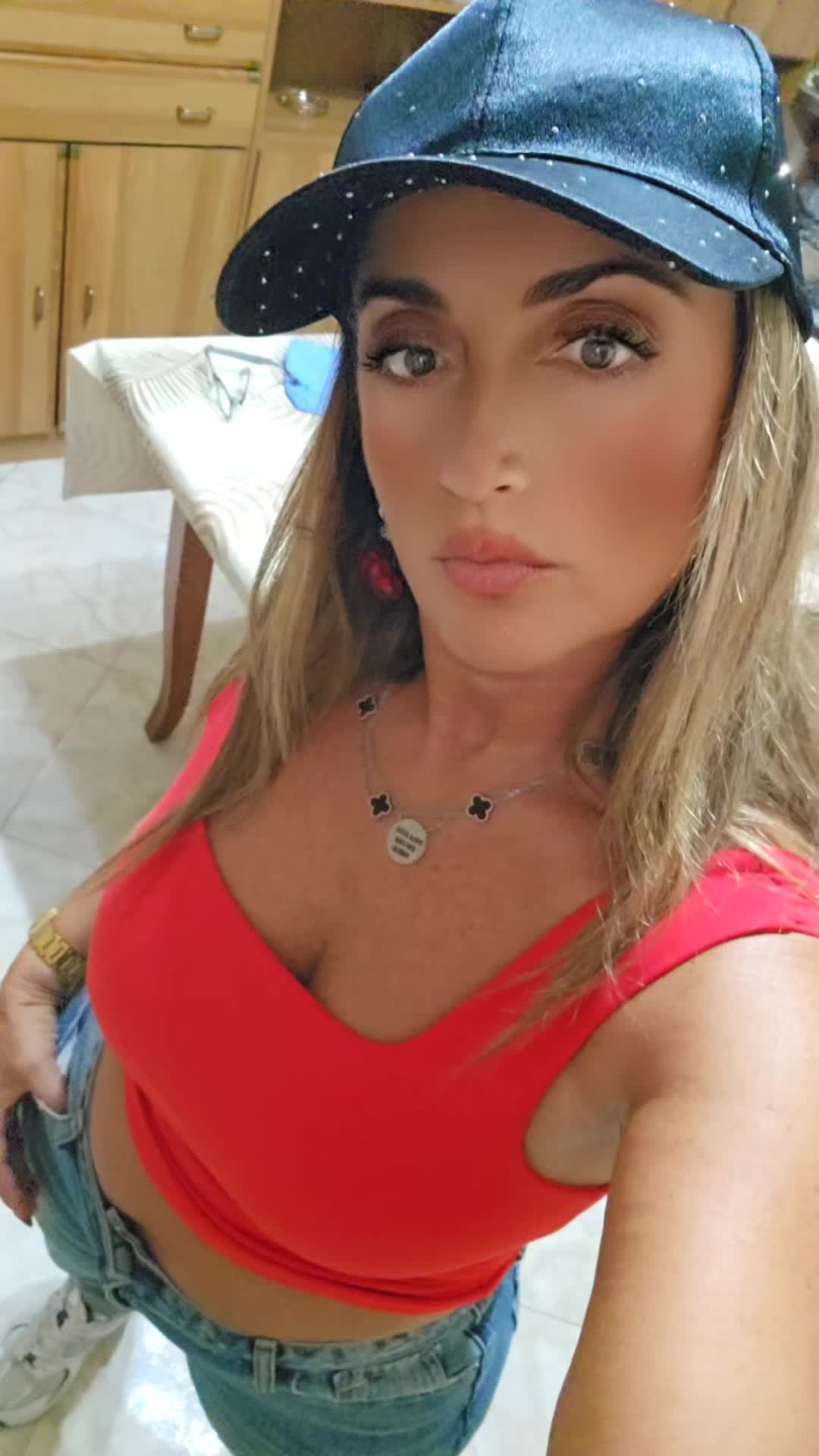 @Gina Di Caterino
