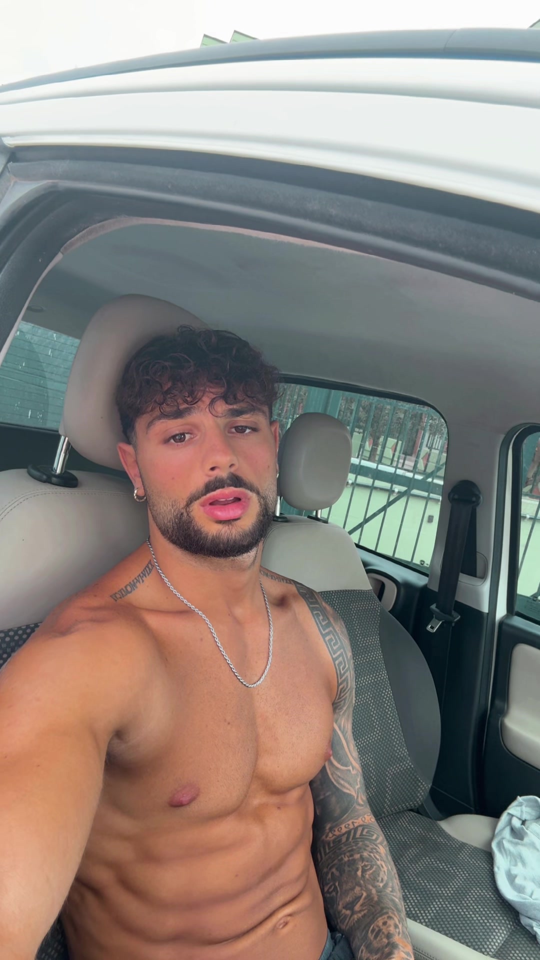 @P I O C O L A N E R O🧊