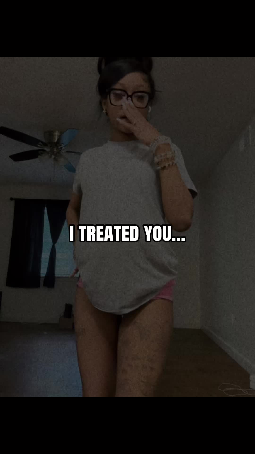 @_ms.h0lly_wood
