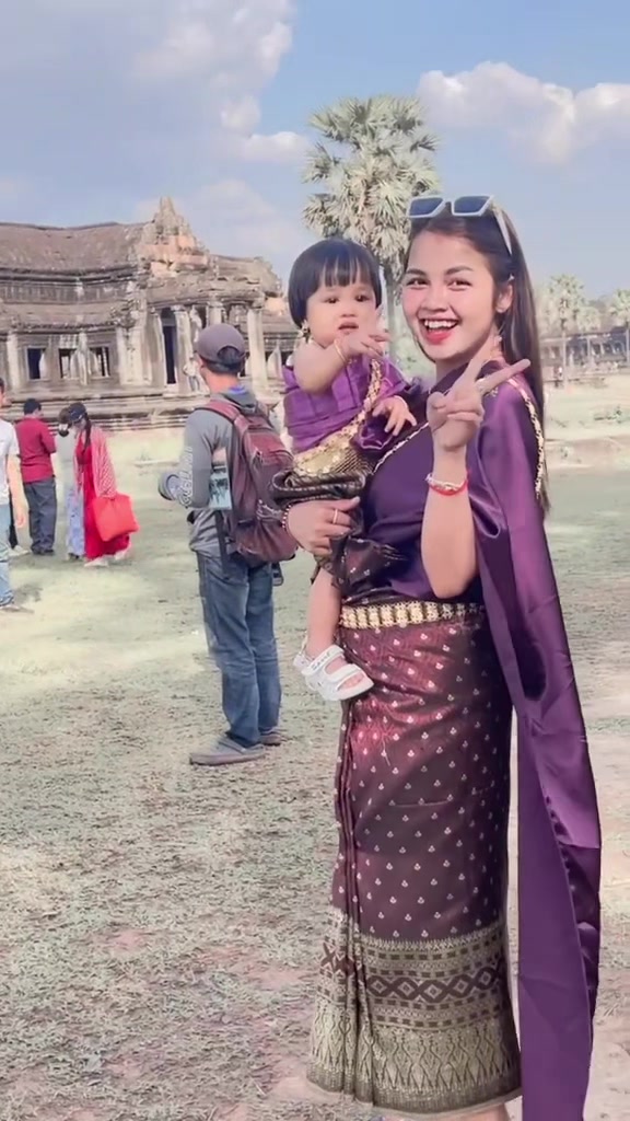 @Jann Nnath🤍💙(កូនទាតូច😝)