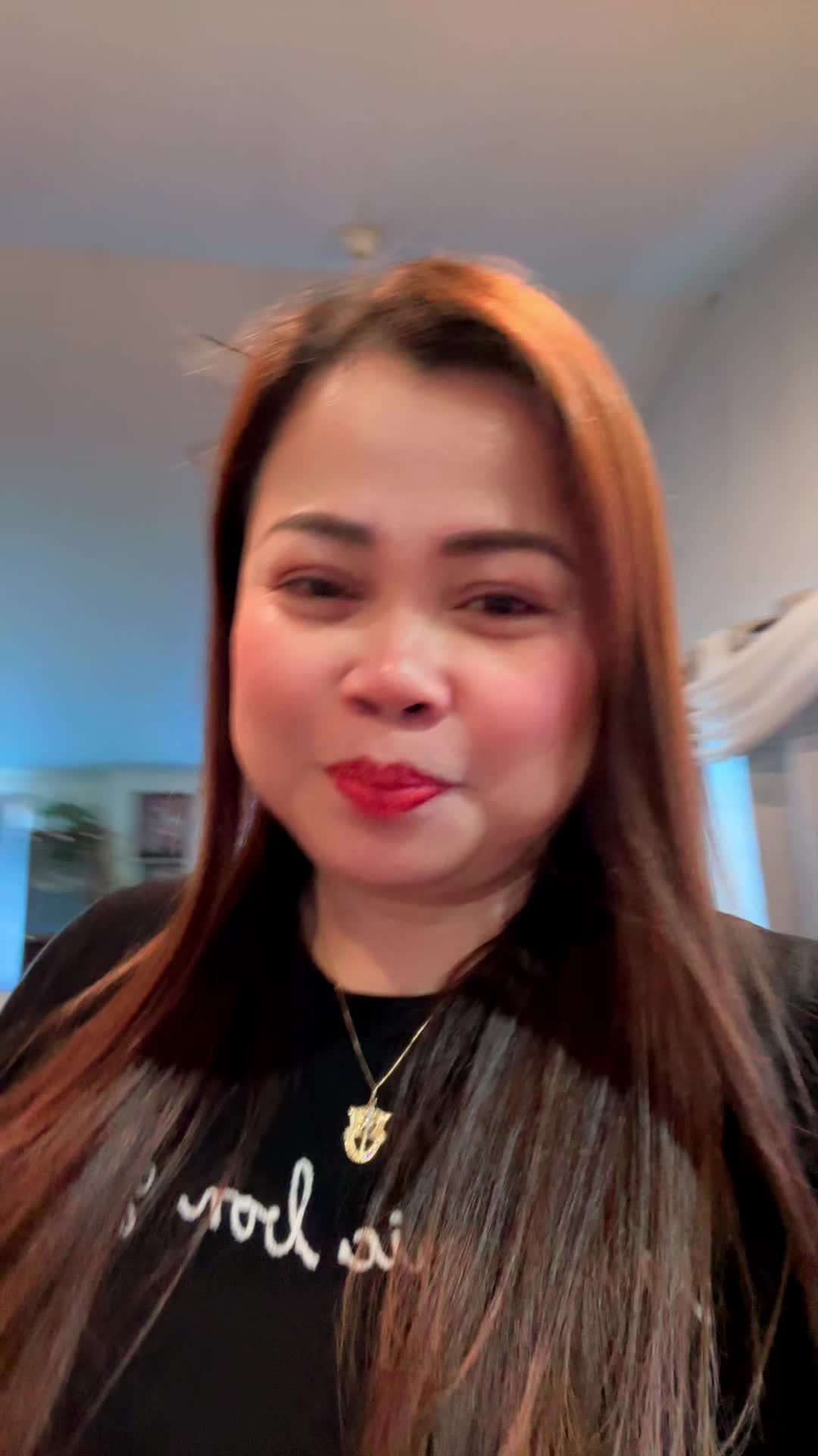 @Rowena S.