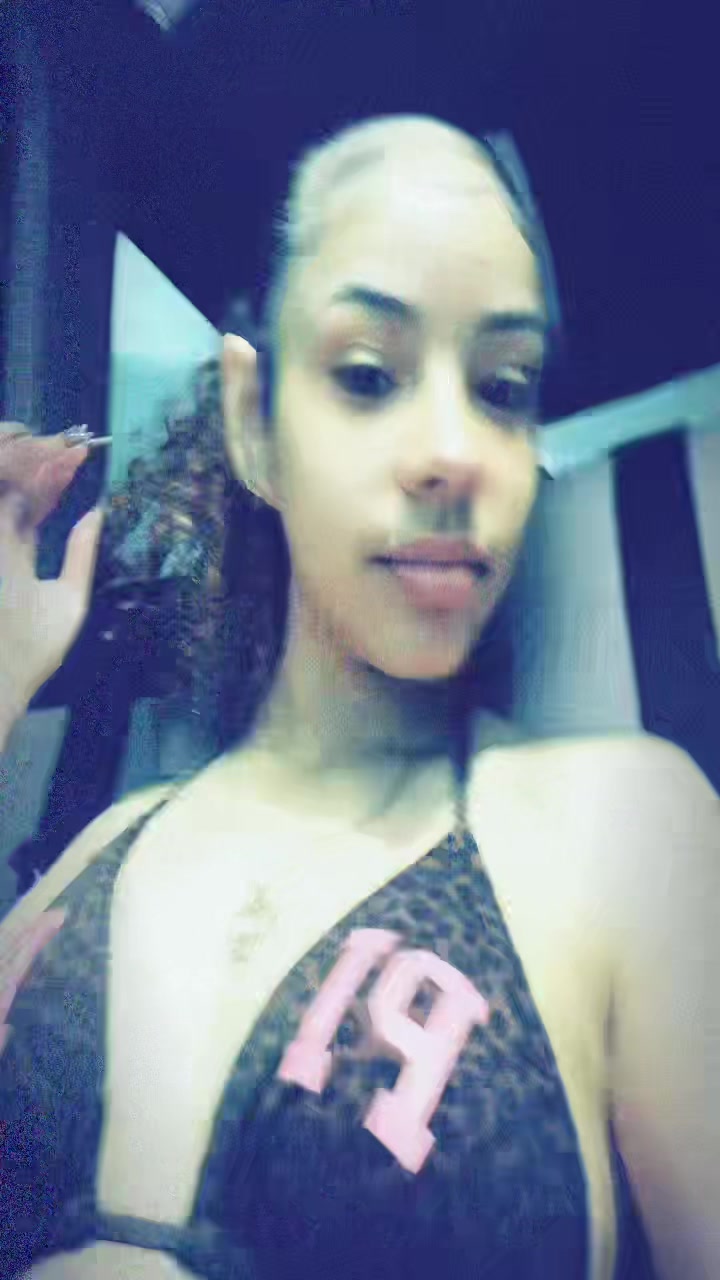 @thecutestcutieintheroom💟
