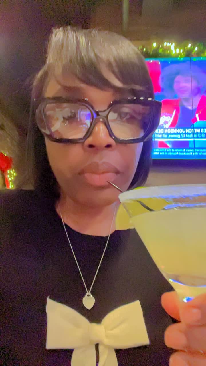 @Queenie