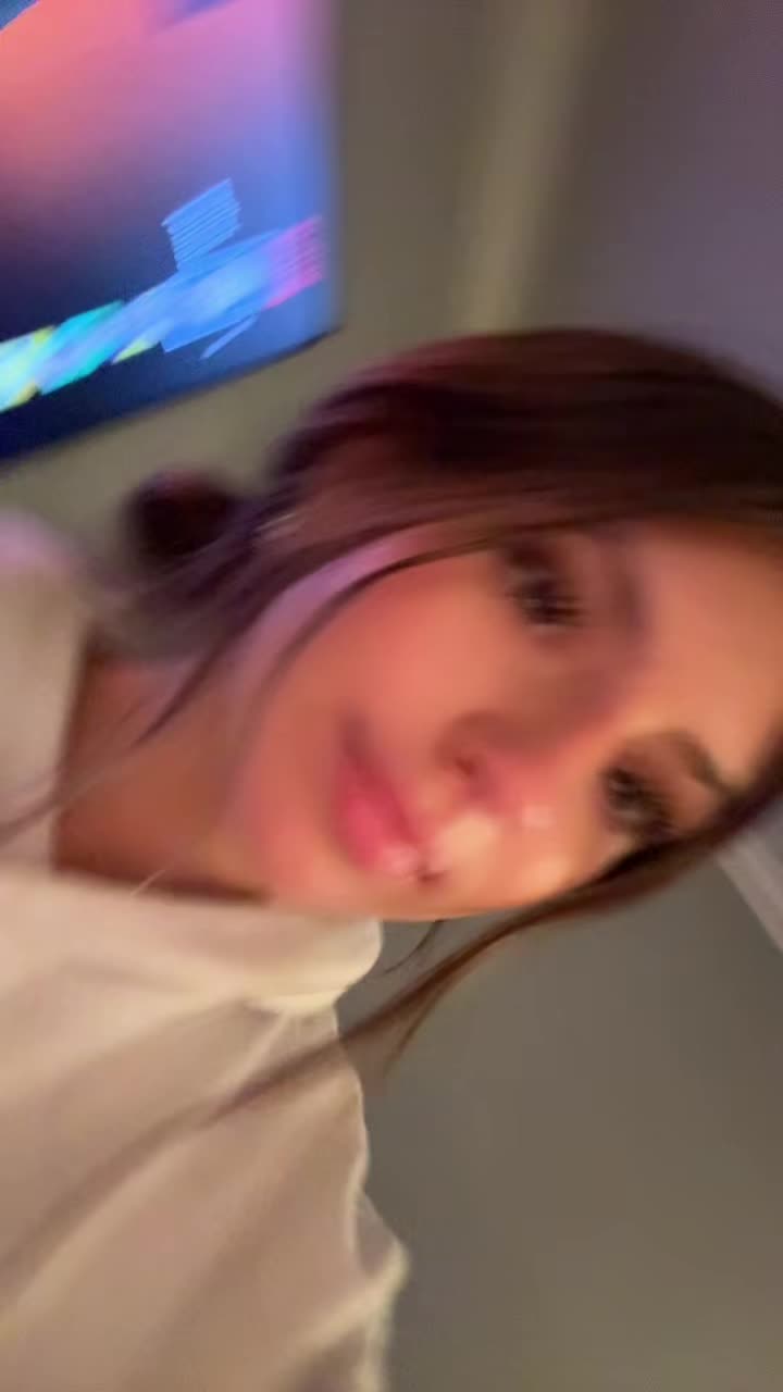 @???