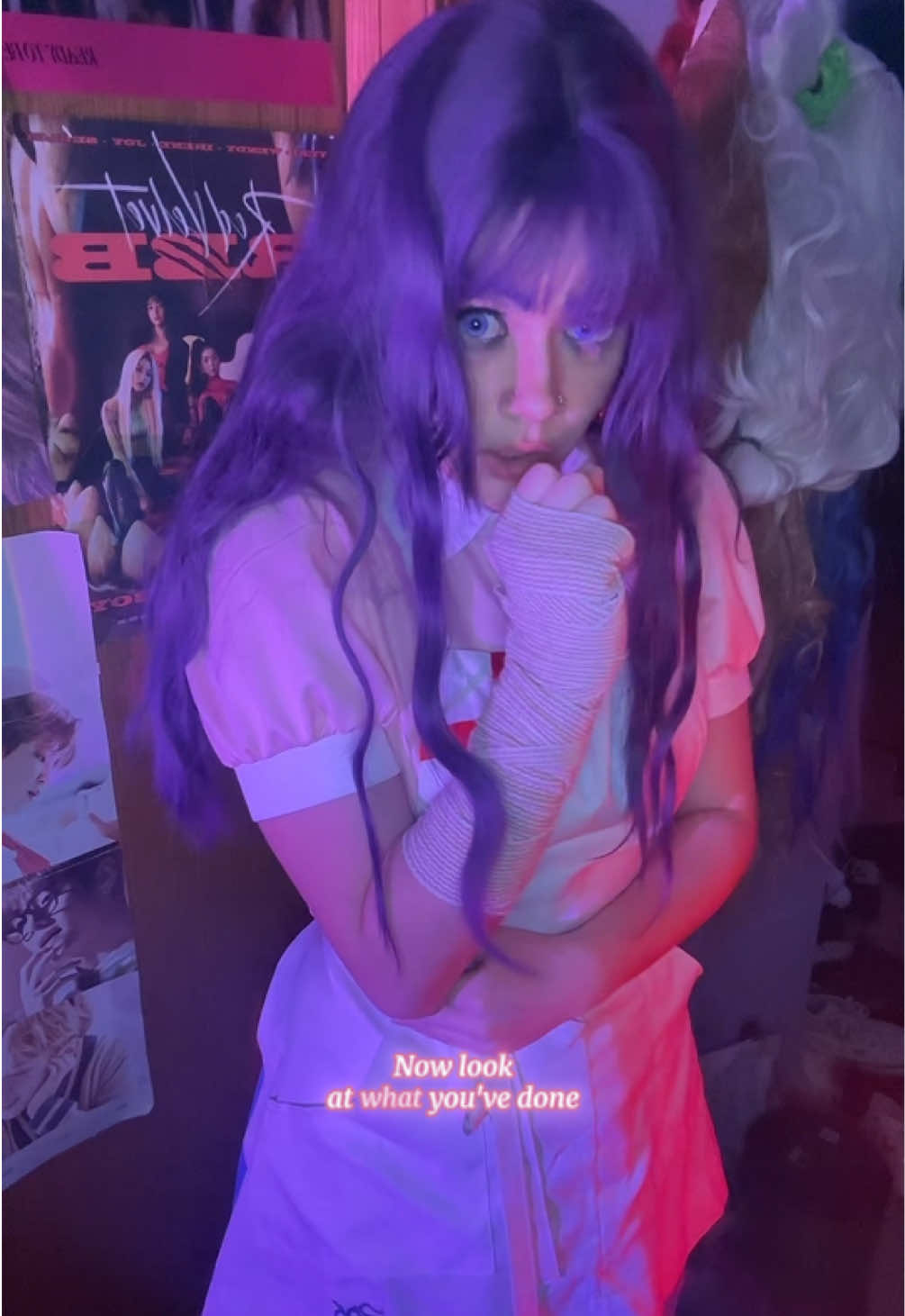 @Beeisbonkers