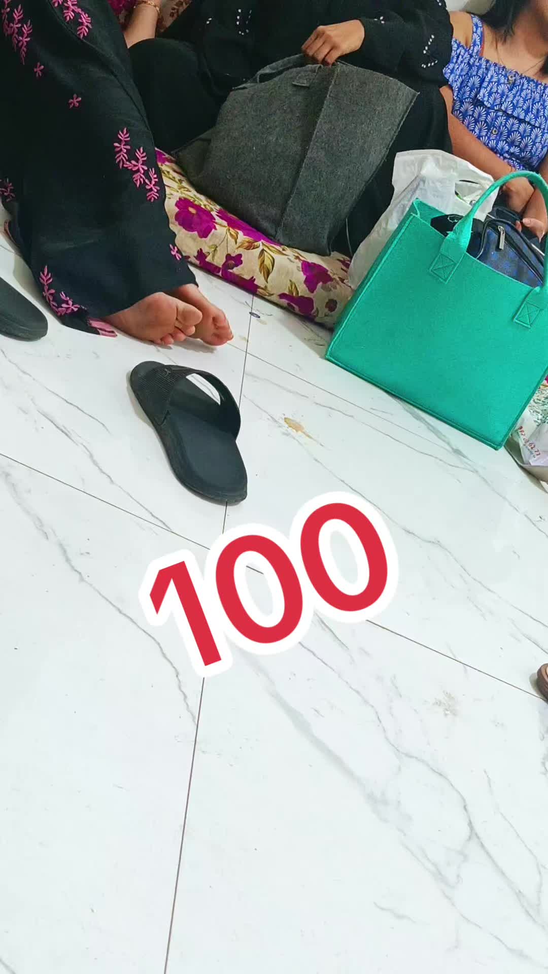 @057 292 7974
