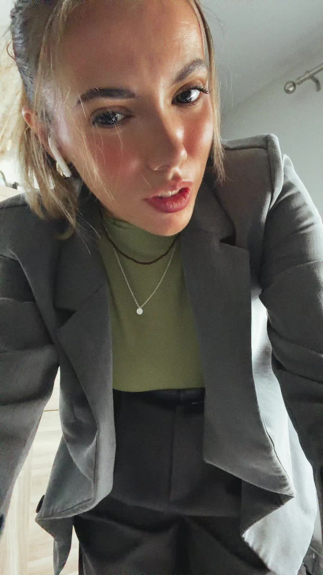 @caubellaura