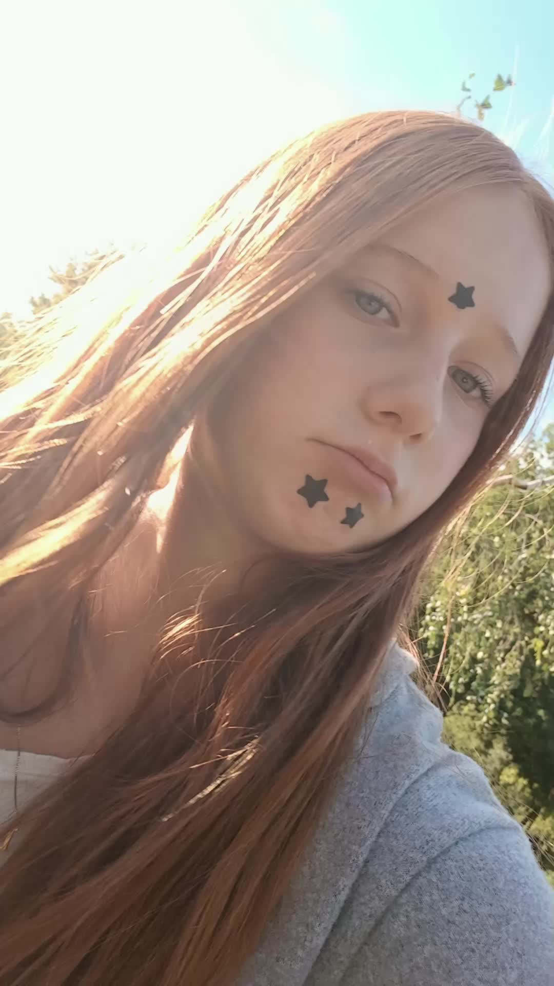 @𝐿𝐸𝑂𝑁&acute;𝐸🥥🌺
