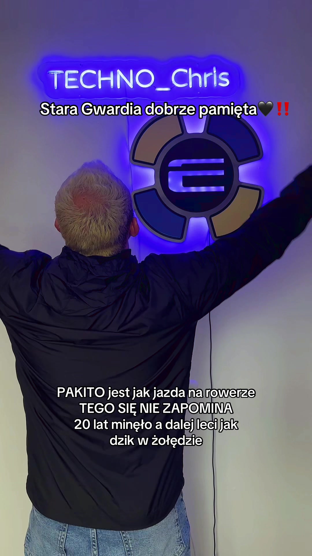 @⛓️#TECHNO_Chris⛓️