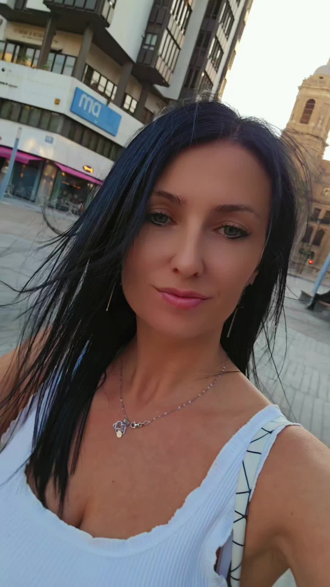 @Elena🤍🖤