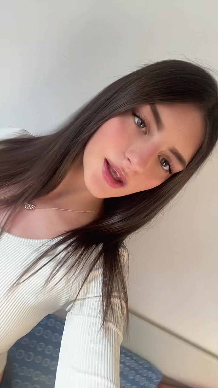 @Nicole🎀