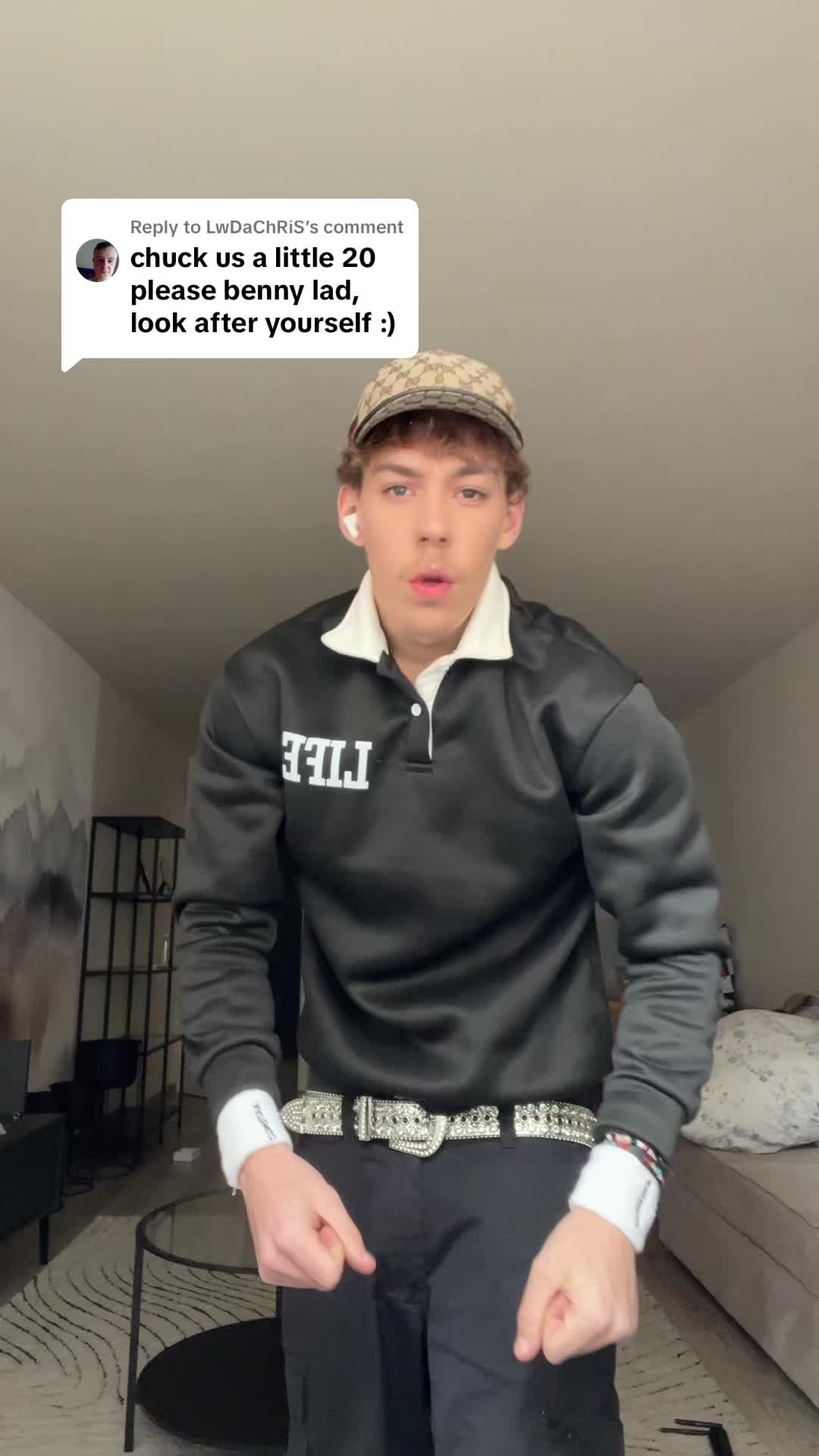 @ItsBennyshankz