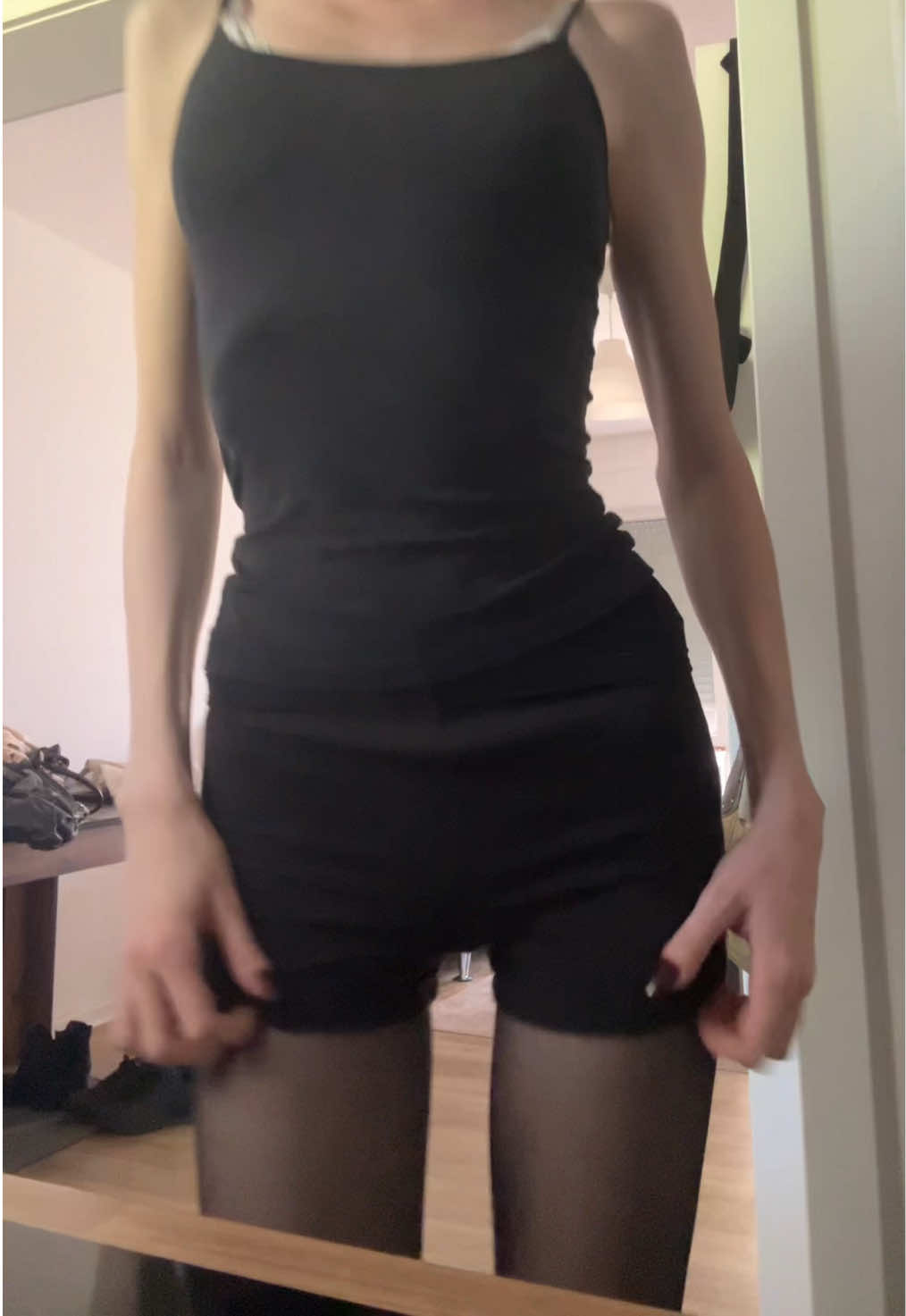 @Leoniewbr