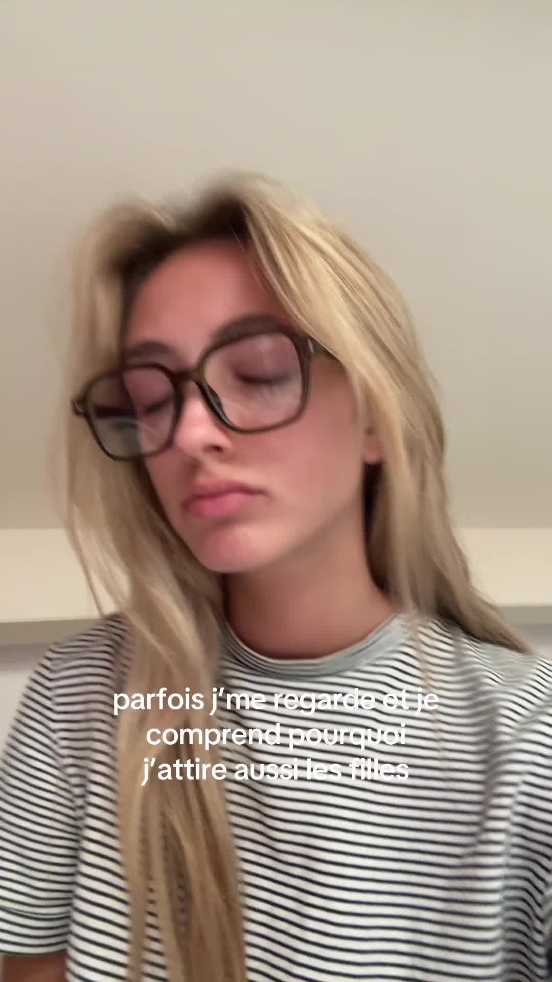 @VICTORIA🍒🍒