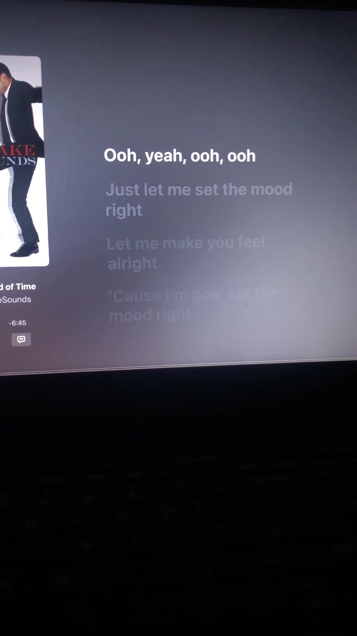 @Lyrics in ur mind 🎶