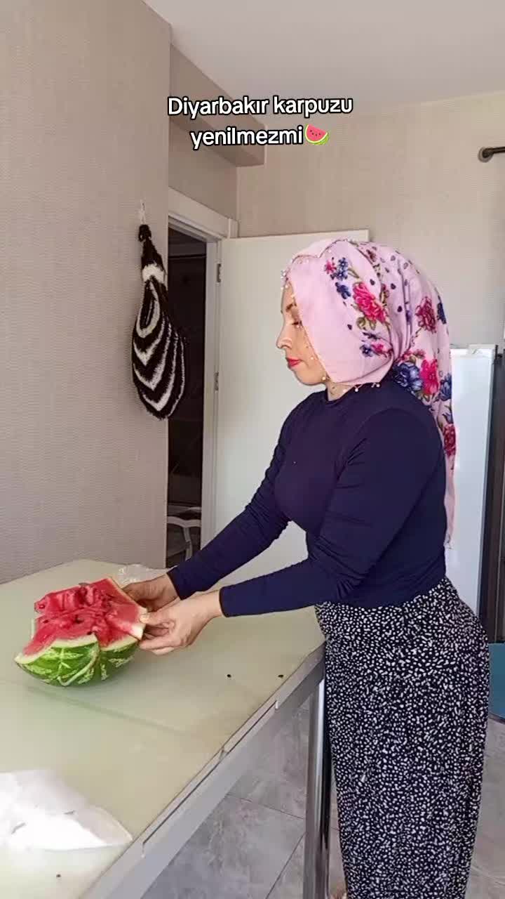 @𝘔𝘦𝘬𝘪𝘺𝘦🪬