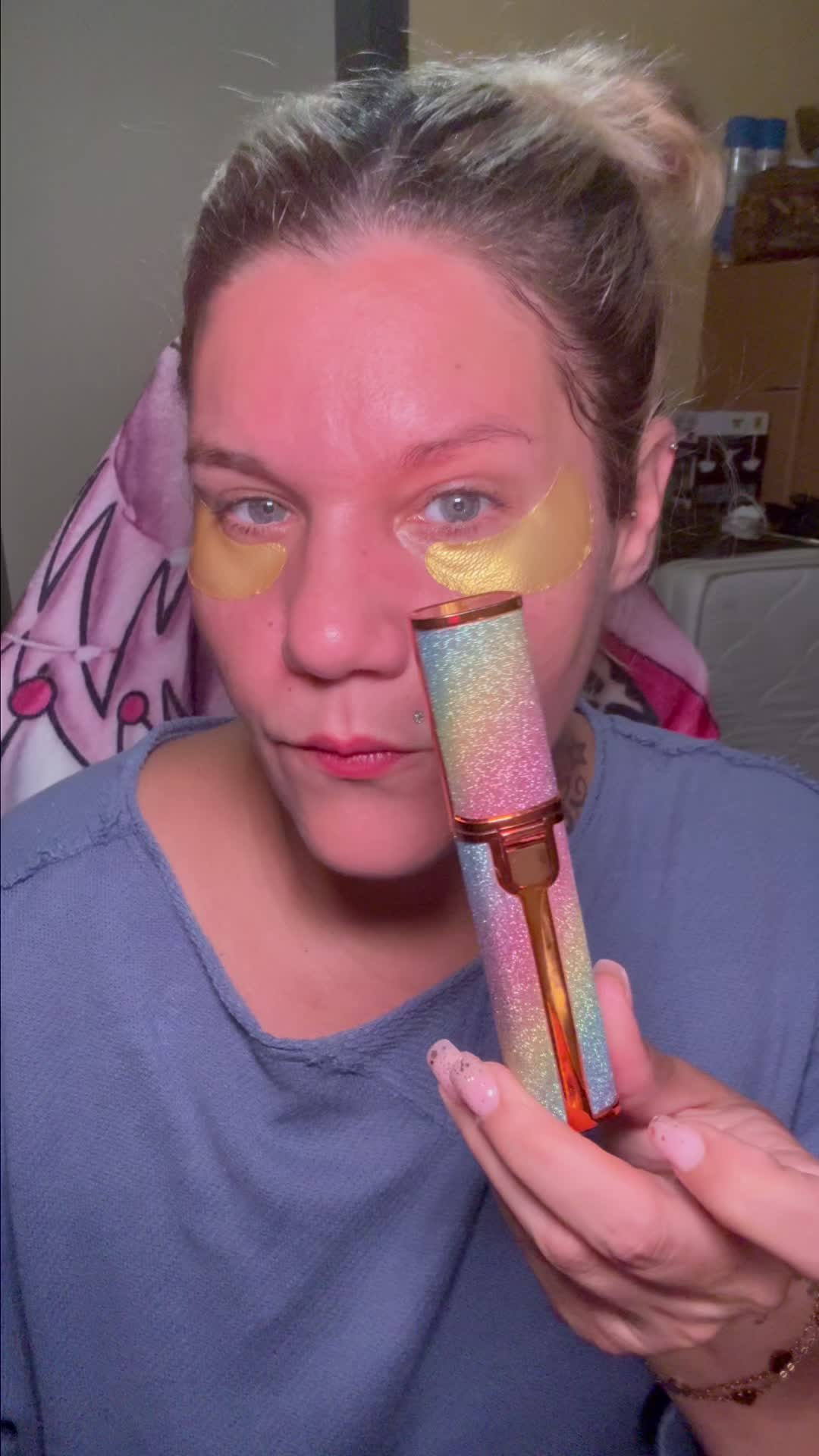 @JennysGlitzerstube