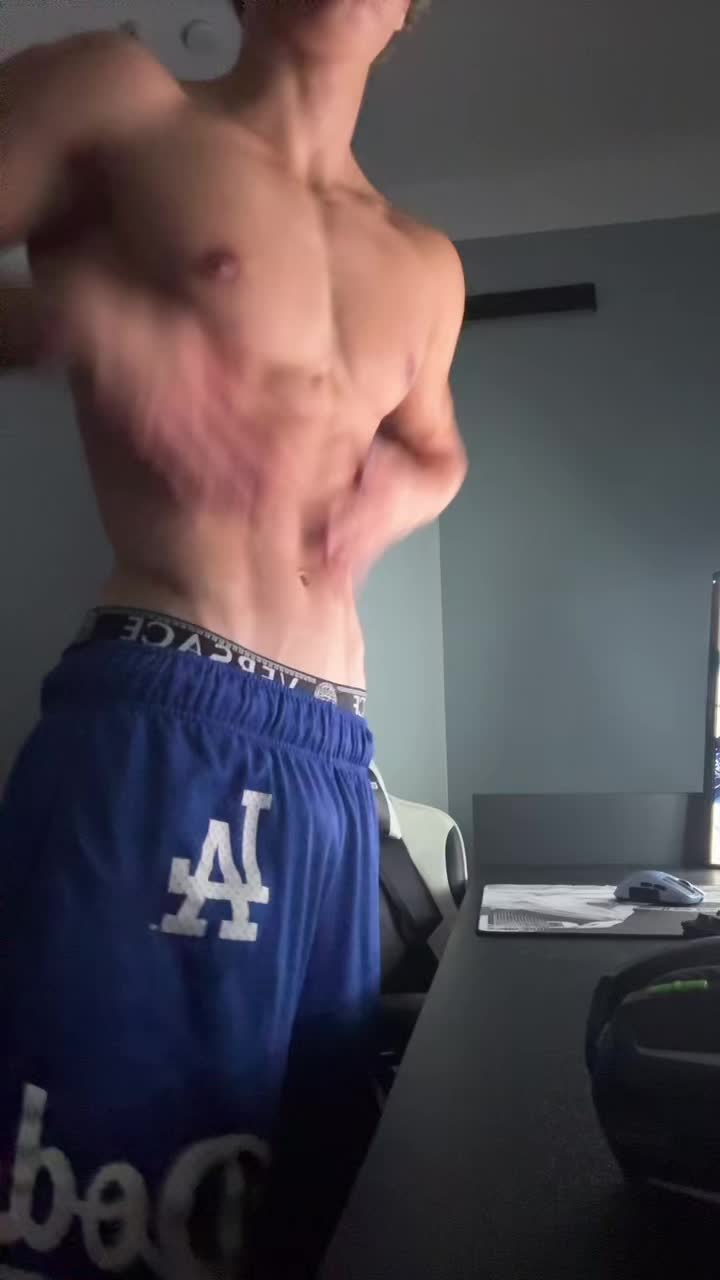 @Bela_Shredz