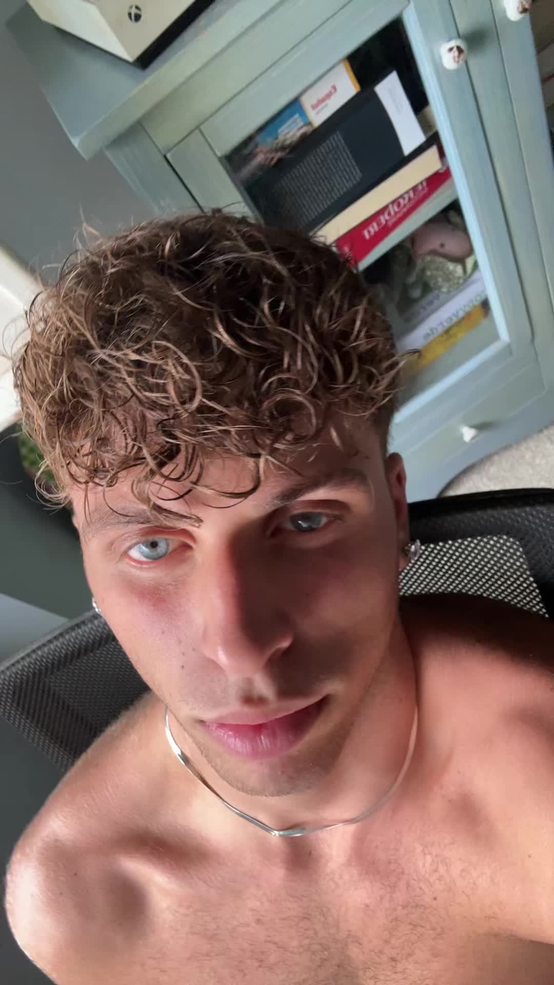 @Giancarlo Lara