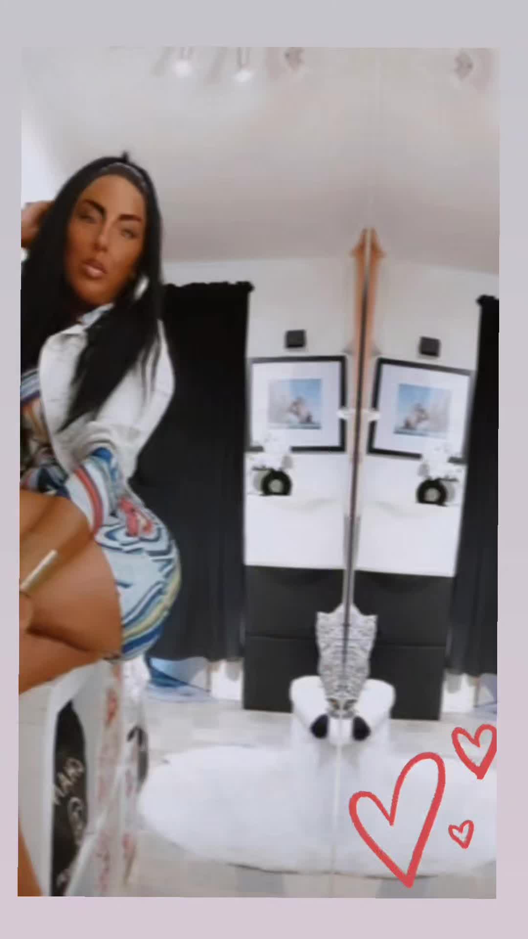 @Aschanty 🖤🤍