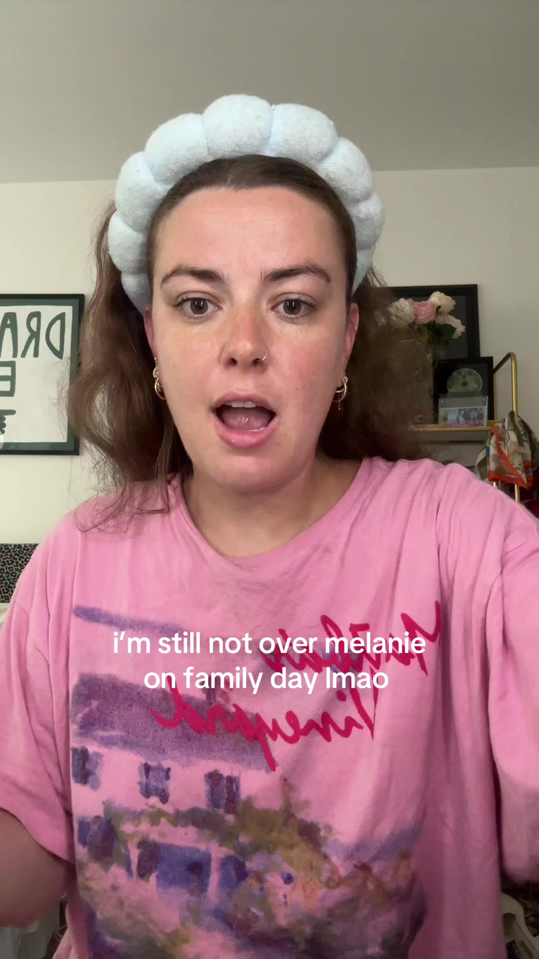 @Gia