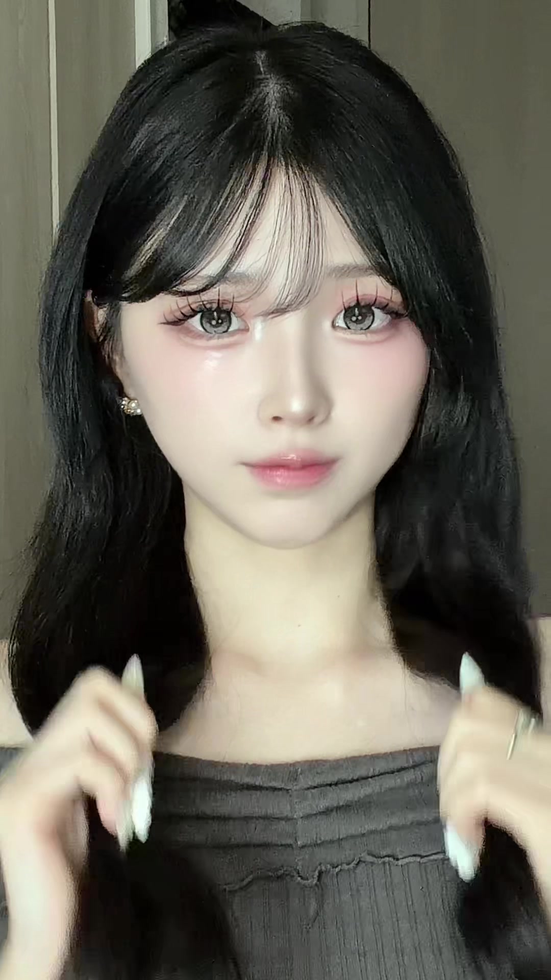 @るい