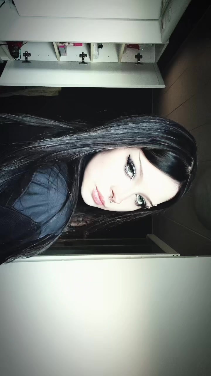 @·:*¨༺☠︎︎♱𝔩𝔢𝔢♱☠︎︎༻¨*:·