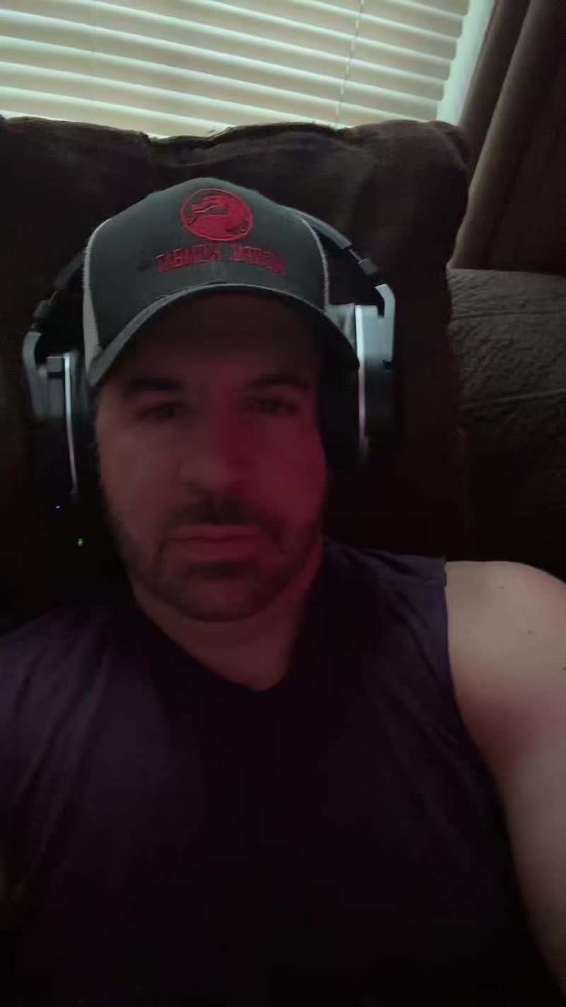 @Robbystarr117
