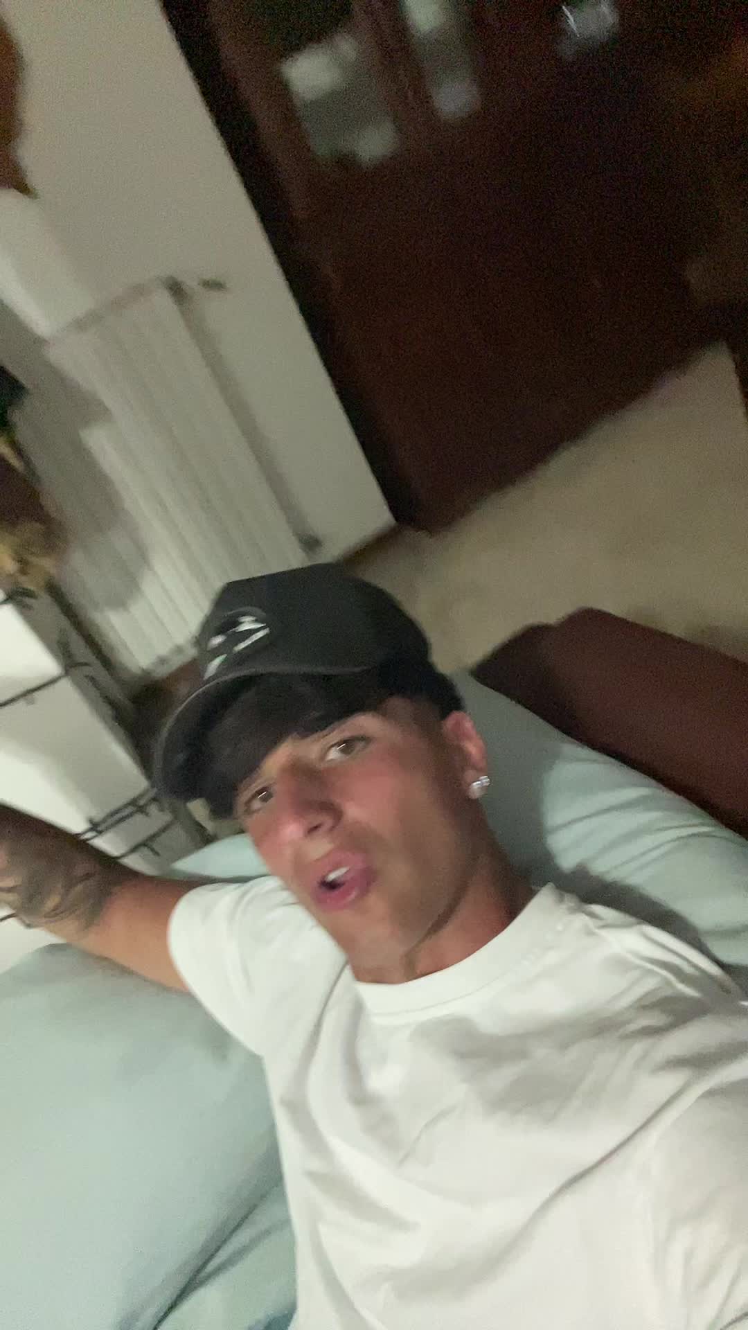 @Angelo🏴