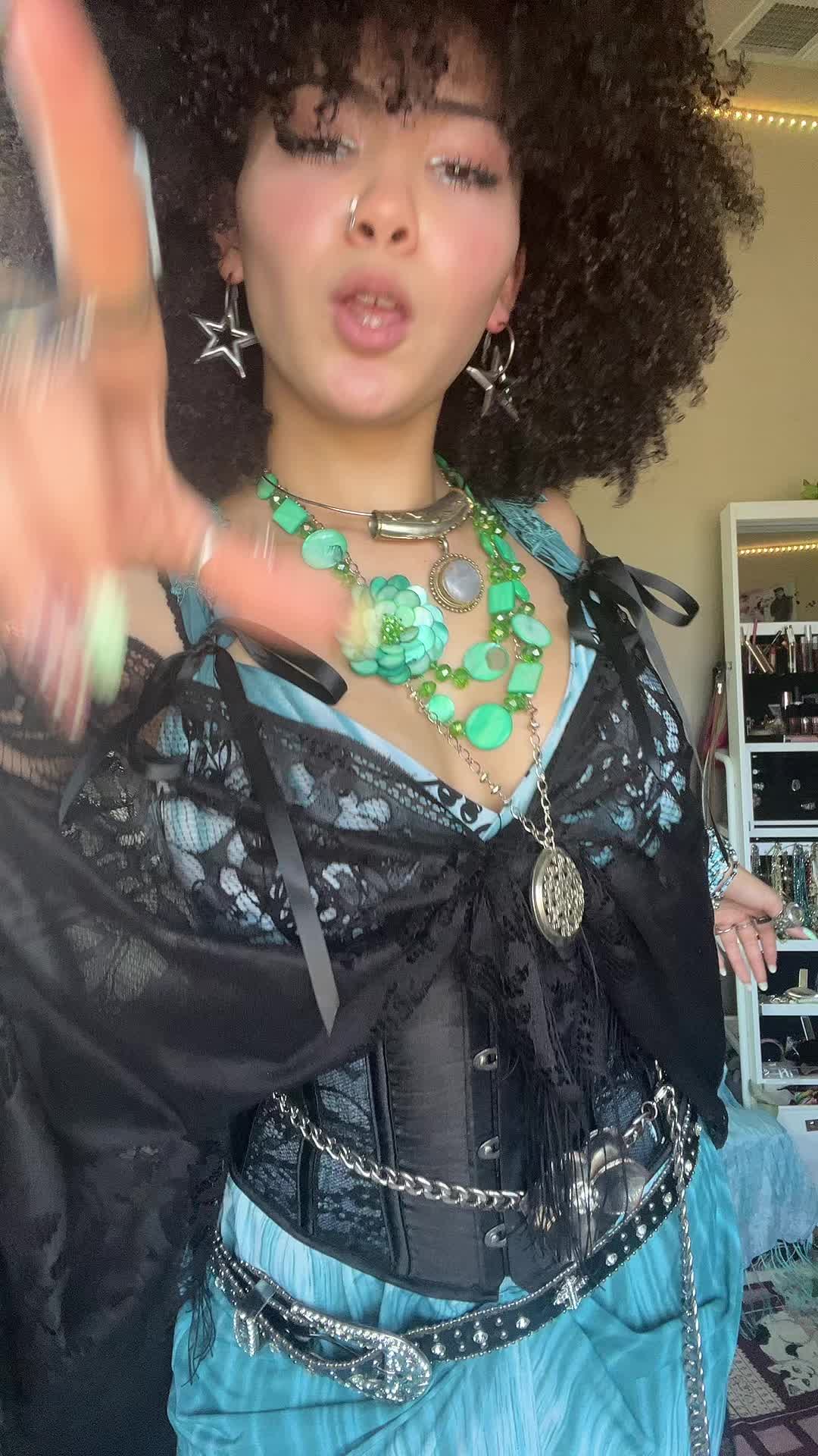 @hippibug