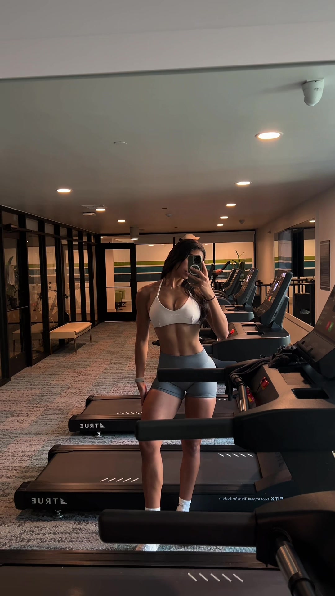@zeynah🪽