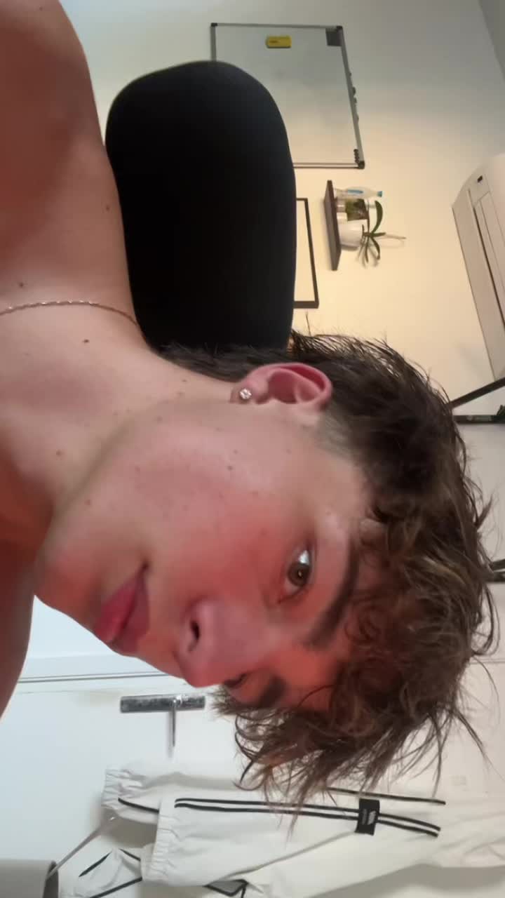 @Ice 🧊
