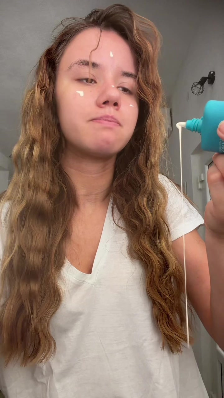@tianaadragas