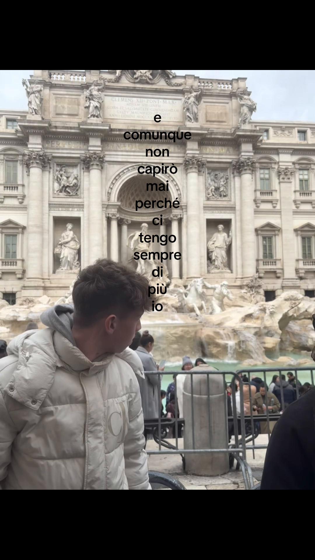 @tia🦈