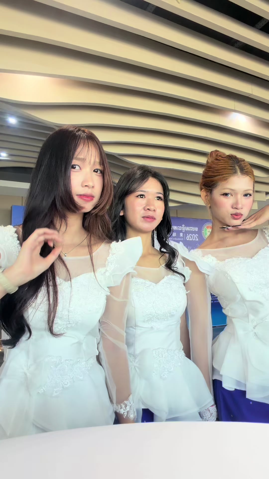 @Huong