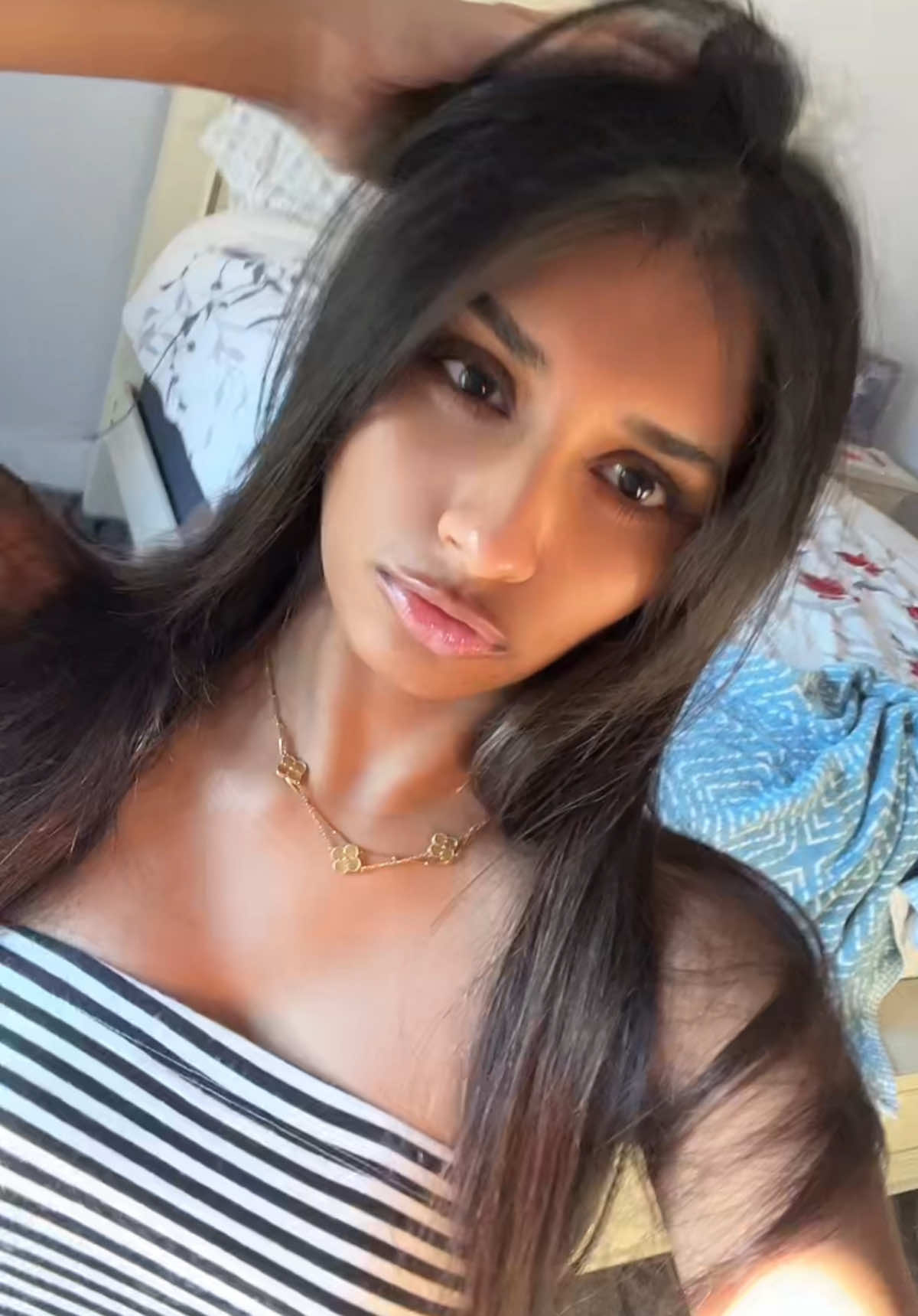@shainaॐ
