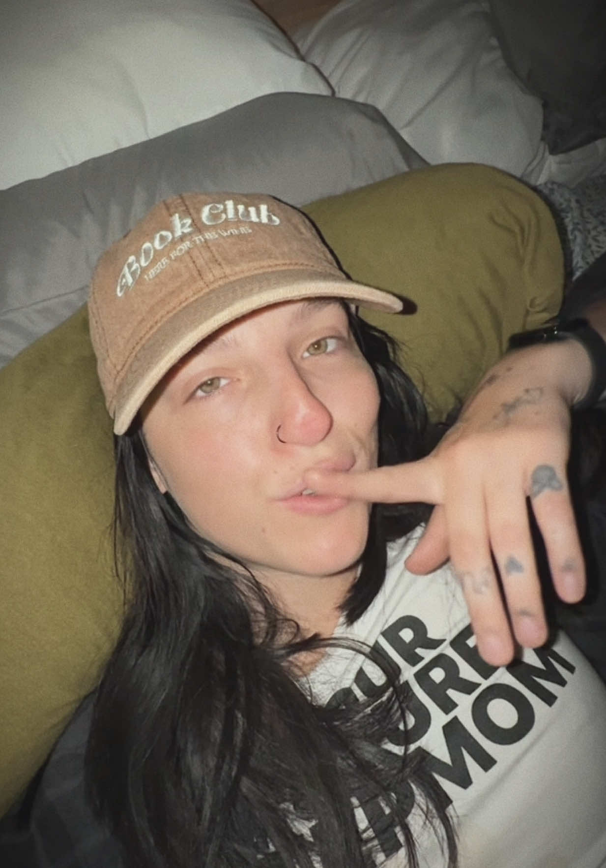 @Emma DeMarco | author 🖤✨