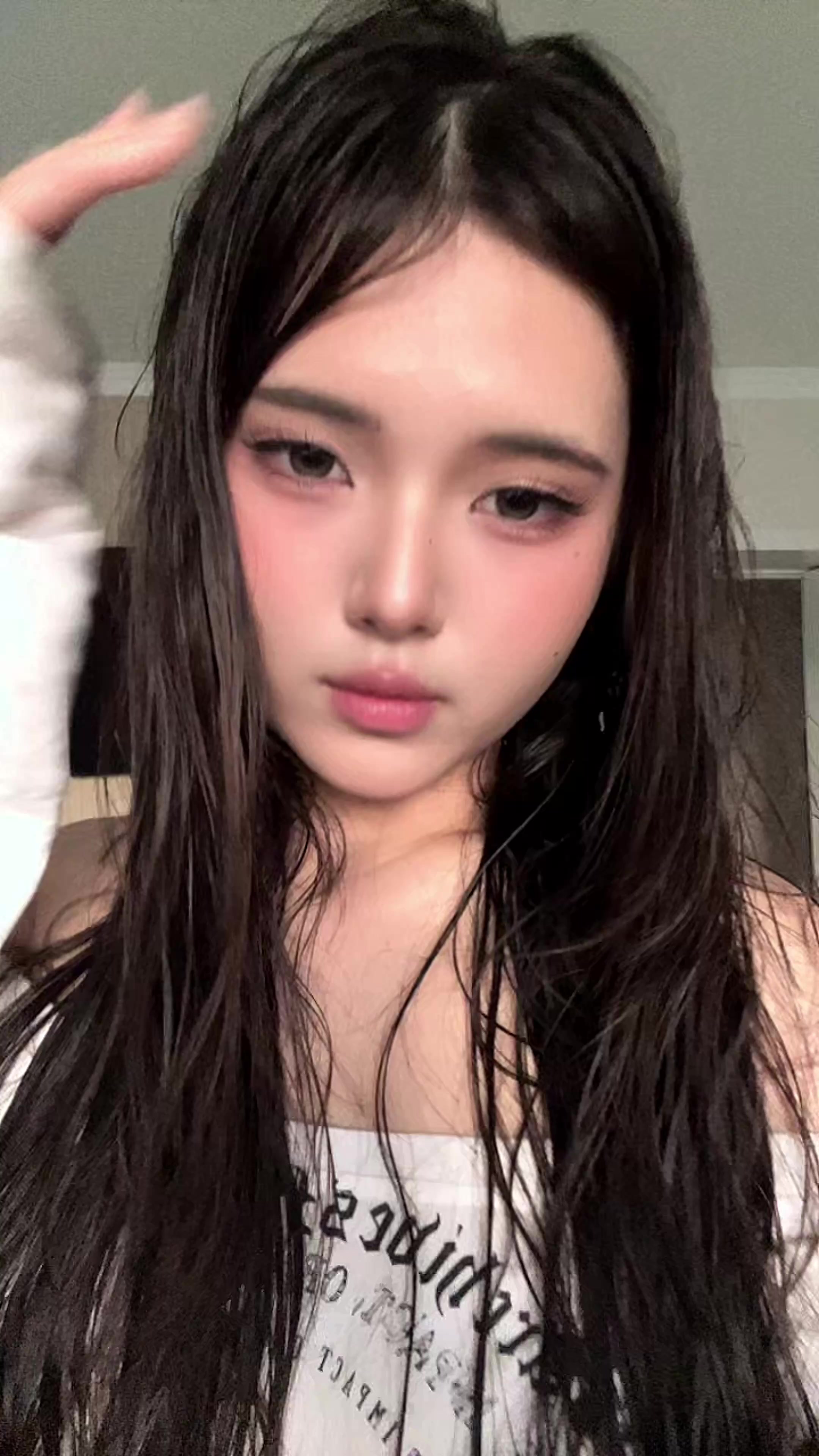 @𐚁 rina • 리나 ৎ°․