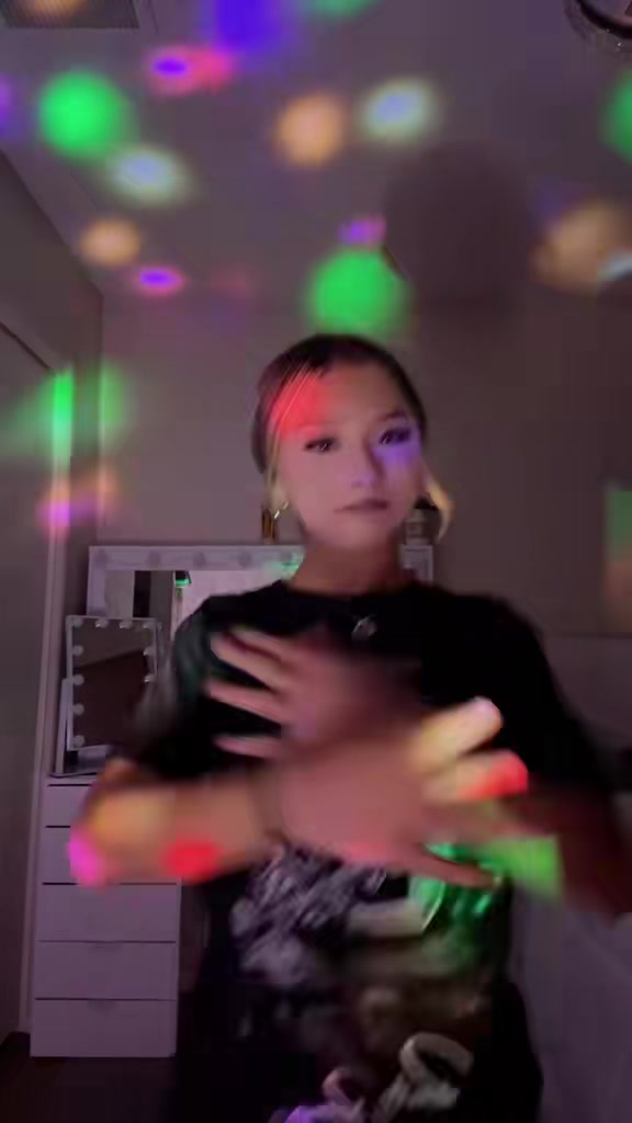 @𝓛𝓪𝔂𝓵𝓲𝓮𝓷💲