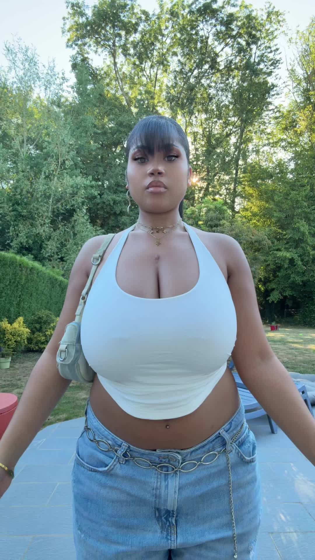 @LaSorciere 🧜🏼&zwj;♀️💀