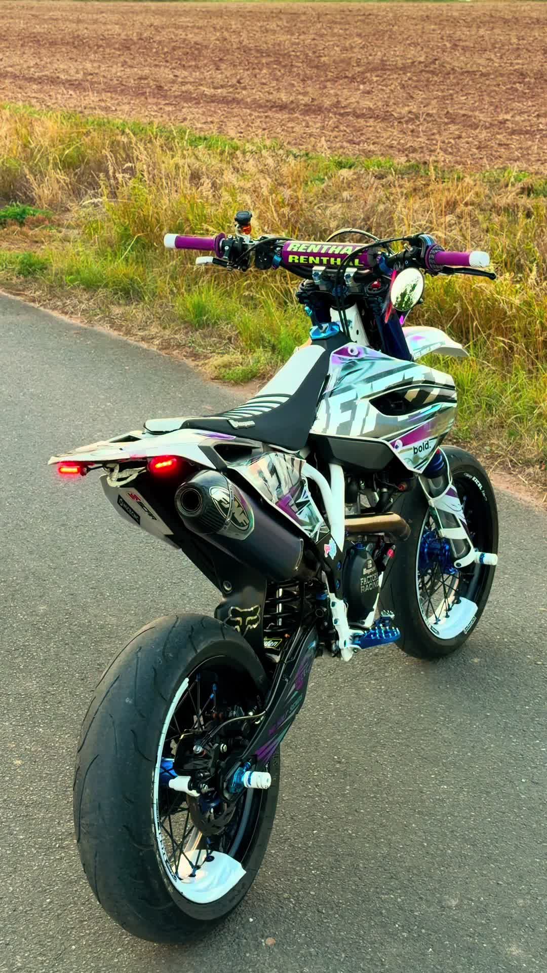 @Joni_moto