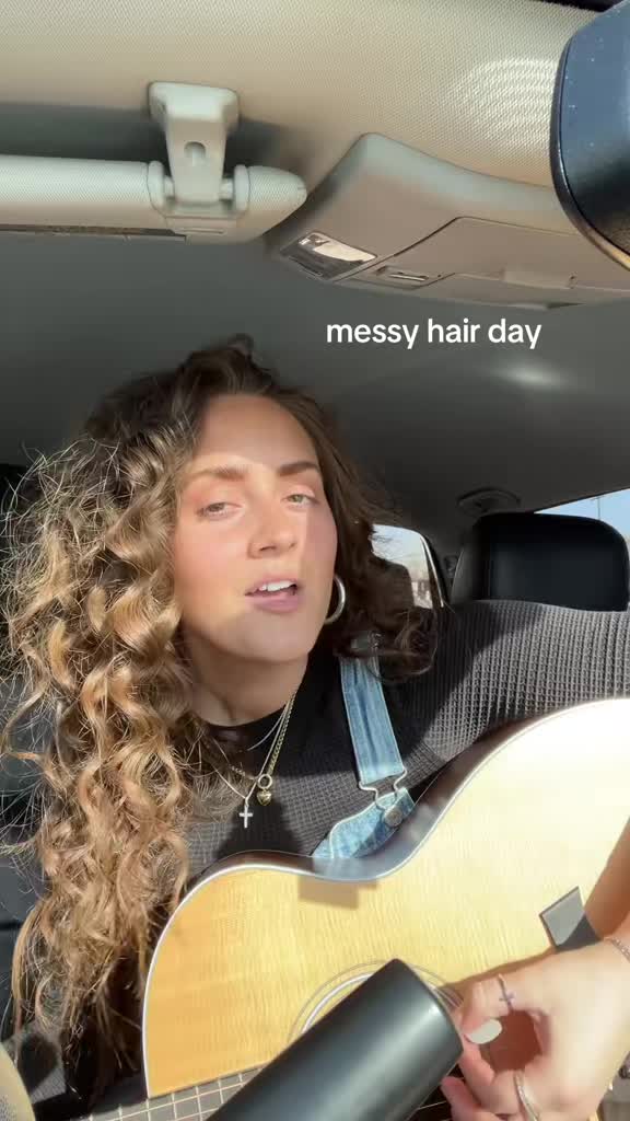 @Hayley Victor