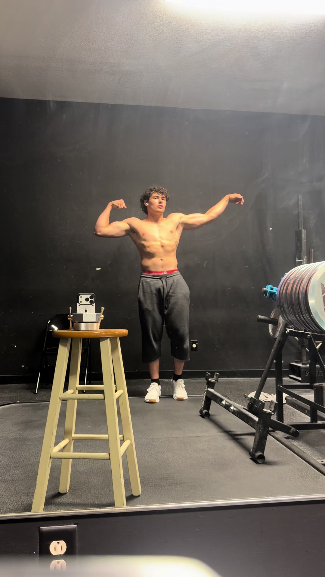 @💪 Pierre Lifting 💪