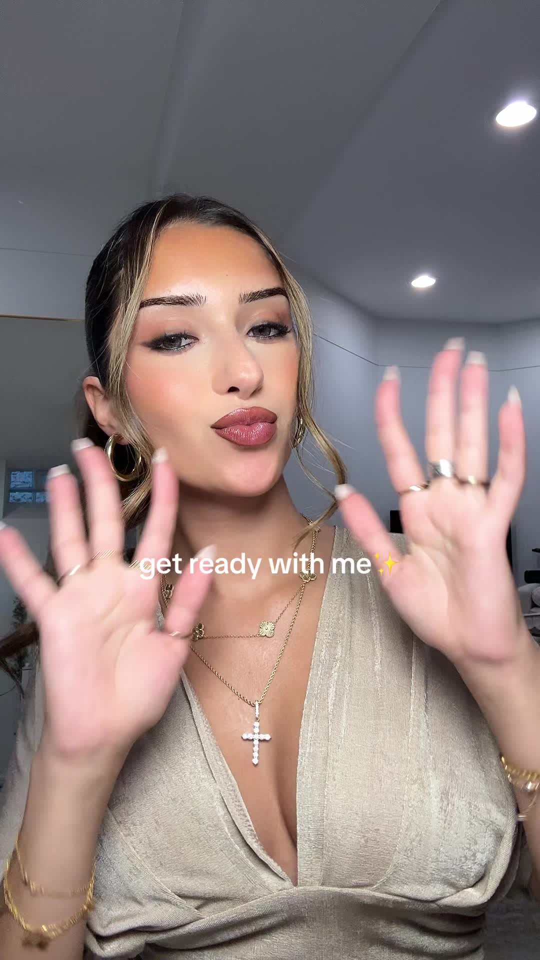 @Veronica Roki