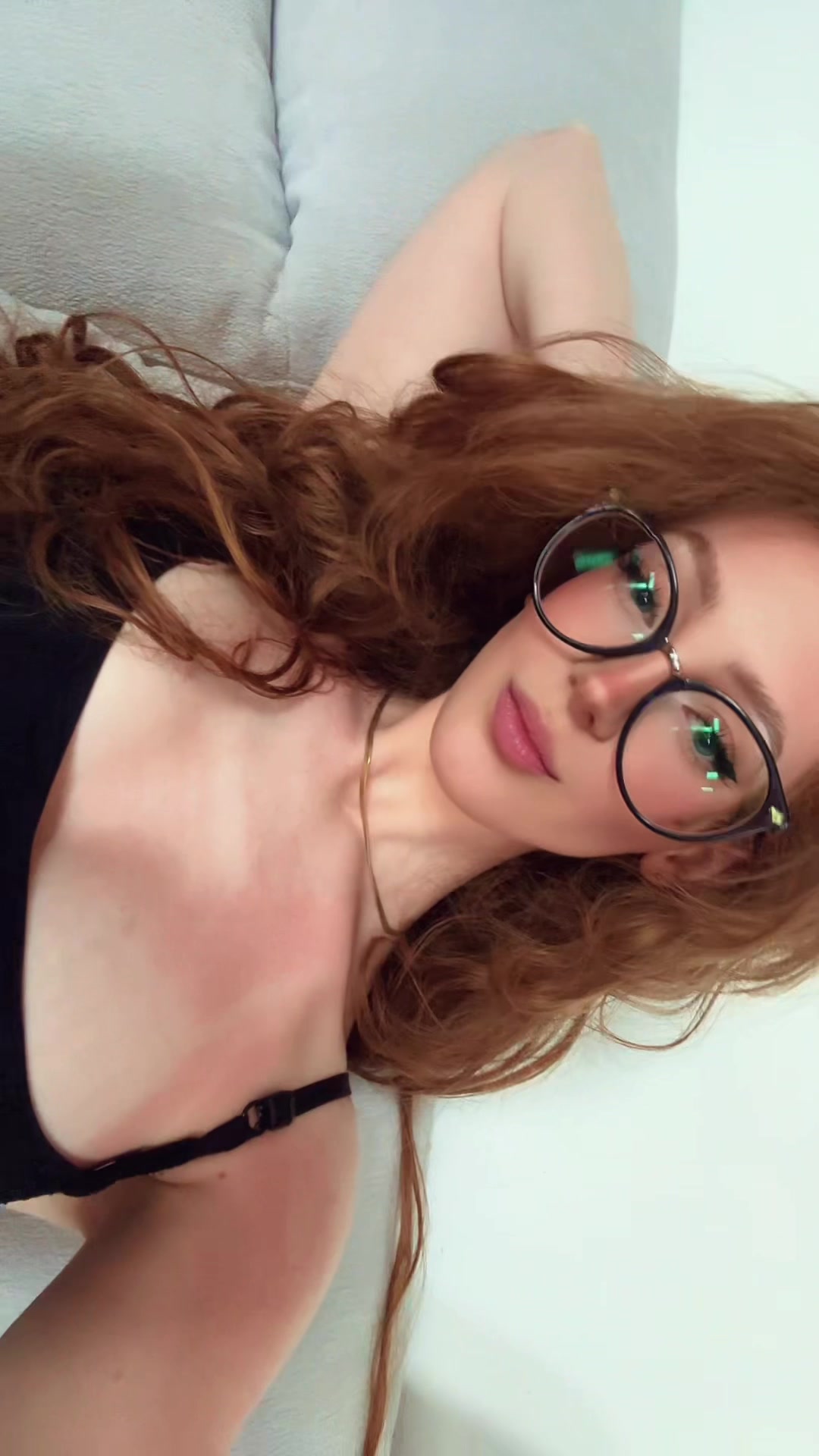 @Yuliya-๐ท๐บ๐ฎ๐น