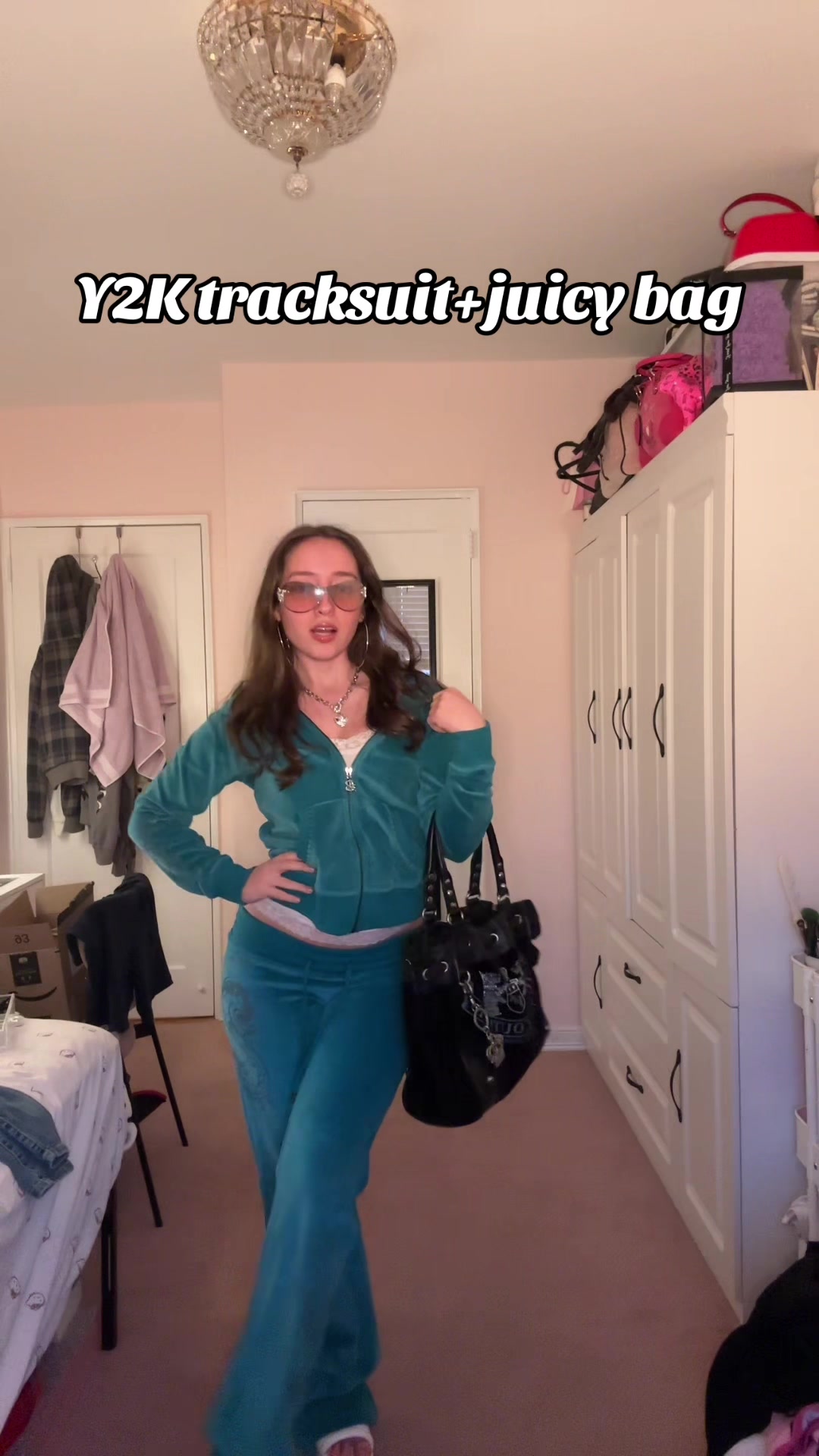@JustRebecca_Ave