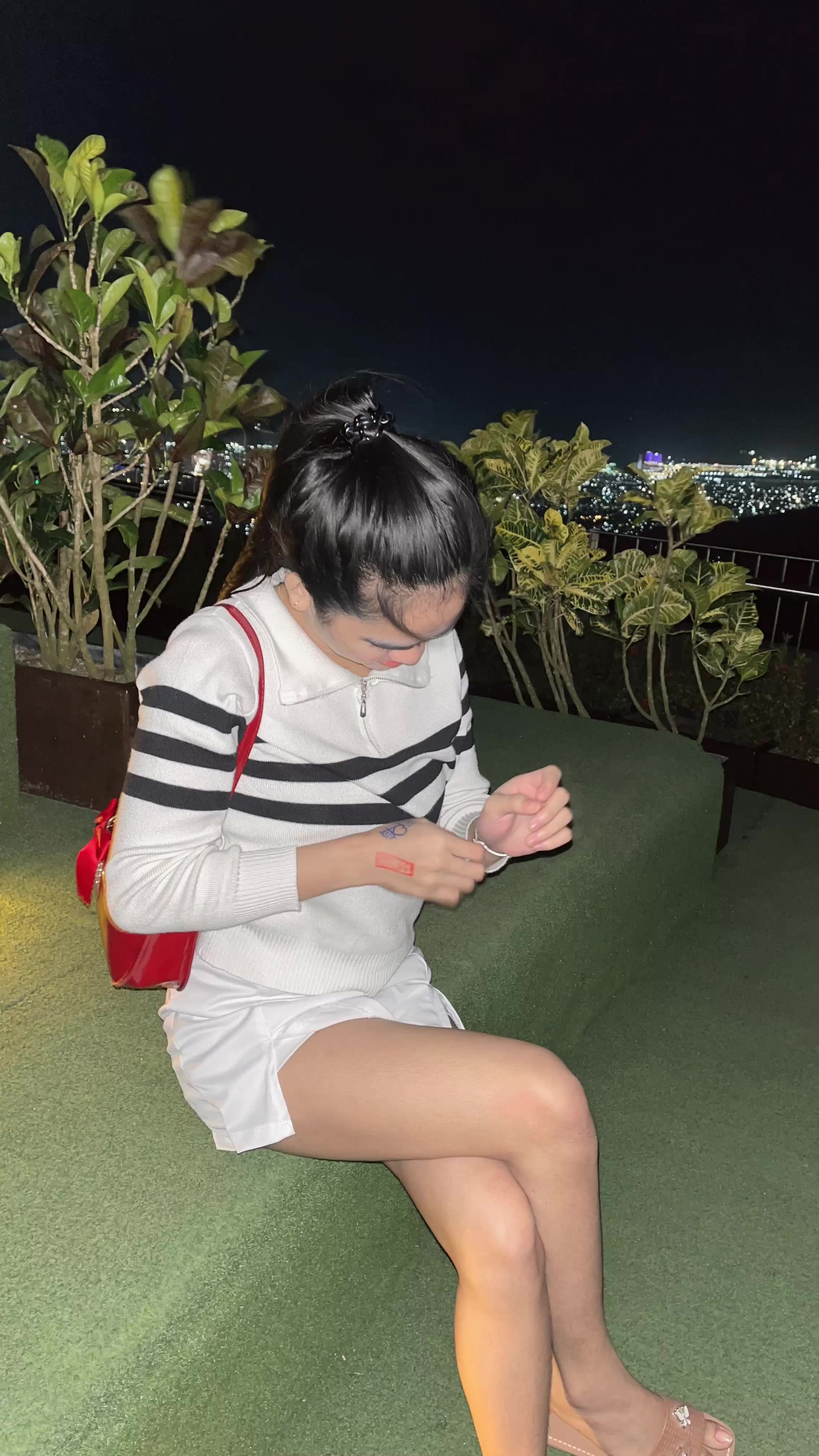 @Esang🧿