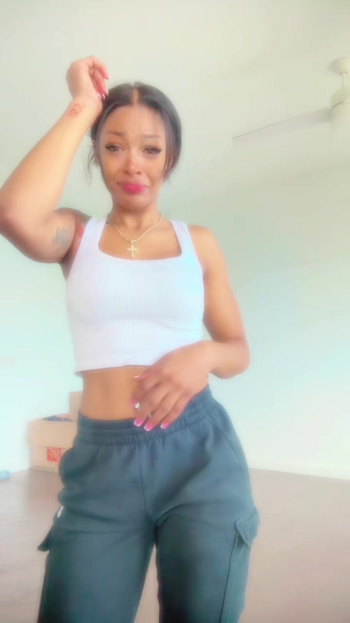 @__Diorbae__