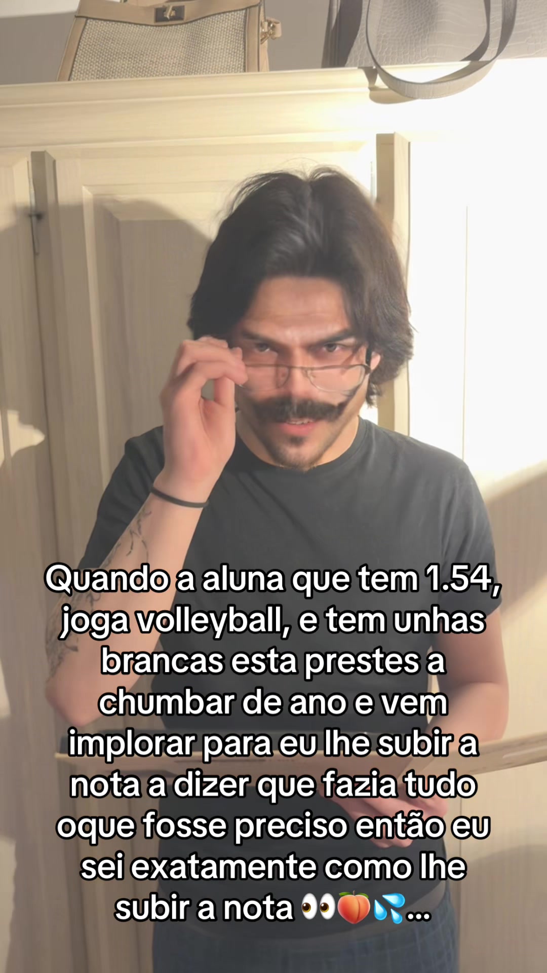 @🤓