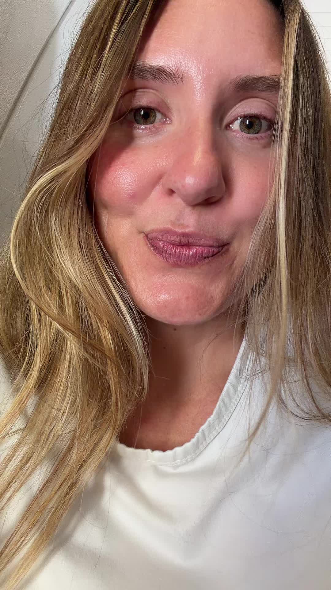 @alismilesrips